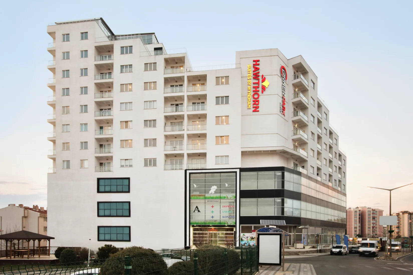 Hawthorn Suites by Wyndham Çerkezköy otel binası